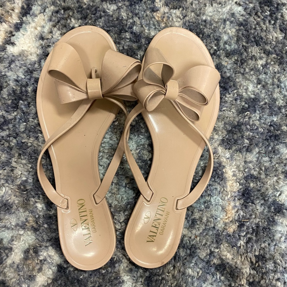 Valentino Nude Bow Flip Flops Sz 40